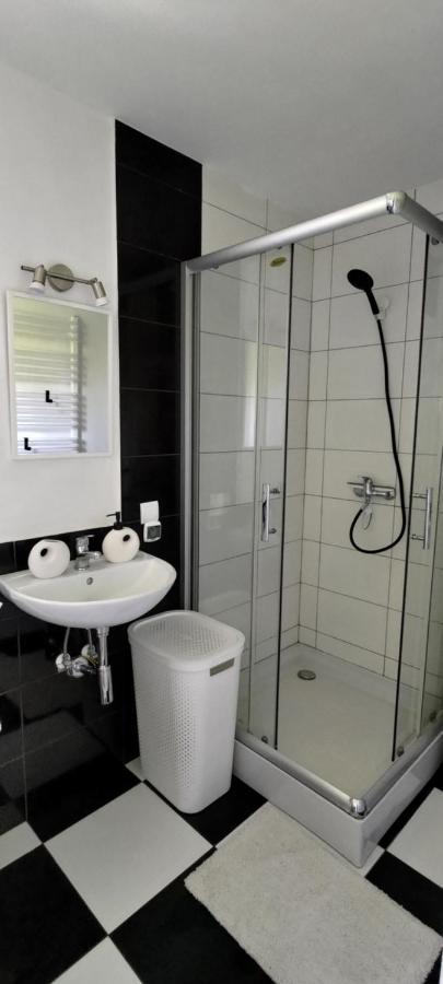 Konstancin Comfort - Twoj Dom Z Daleka Od Domu Exterior photo